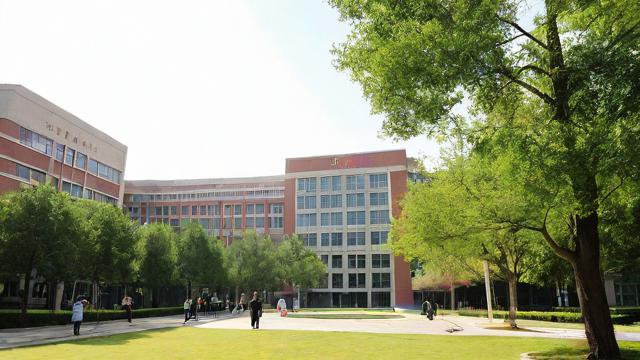 2020年济南七中教学质量和学校环境如何?-第2张图片-益智教育网 2020年济南七中教学质量和学校环境如何?-第2张图片-益智教育网