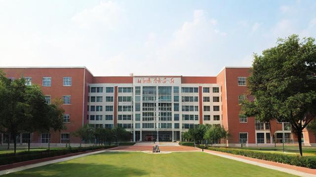 南昌市南钢中学怎么样（南昌市南钢中学怎么样）-第1张图片-益智教育网