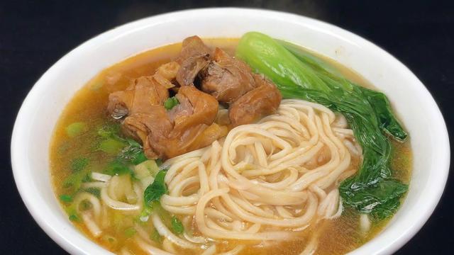 金河中学的伙食好吃吗？真实学生评价分享-第2张图片-益智教育网