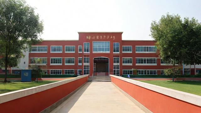 和衷小学怎么样(和衷小学地址)-第1张图片-益智教育网 和衷小学怎么样(和衷小学地址)-第1张图片-益智教育网