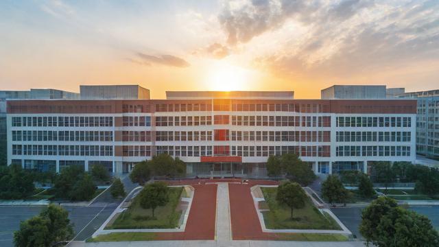朝阳94中学的教学质量和校园环境究竟如何?-第2张图片-益智教育网 朝阳94中学的教学质量和校园环境究竟如何?-第2张图片-益智教育网