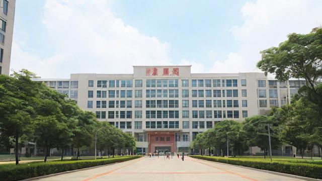 广州石北高中怎么样?公办完全中学的交通与寄宿条件解析-第1张图片-益智教育网 广州石北高中怎么样?公办完全中学的交通与寄宿条件解析-第1张图片-益智教育网