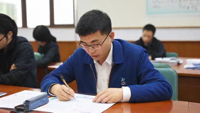 咸阳中考怎么样录取,咸阳中考的录取机制是怎样的?-第1张图片-益智教育网 咸阳中考怎么样录取,咸阳中考的录取机制是怎样的?-第1张图片-益智教育网