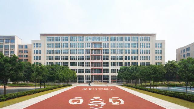 宁波蓝青高中究竟怎么样?-第1张图片-益智教育网 宁波蓝青高中究竟怎么样?-第1张图片-益智教育网