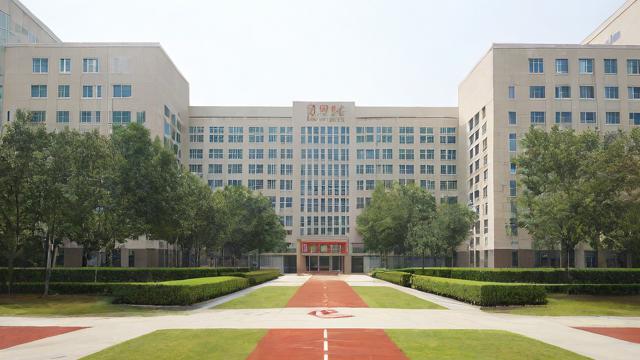 卢龙高中教学质量如何?师资、升学率全面解析-第1张图片-益智教育网 卢龙高中教学质量如何?师资、升学率全面解析-第1张图片-益智教育网