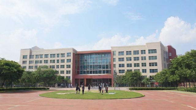 长沙明达高中教学质量如何?民办特色与集团优势解析-第1张图片-益智教育网 长沙明达高中教学质量如何?民办特色与集团优势解析-第1张图片-益智教育网