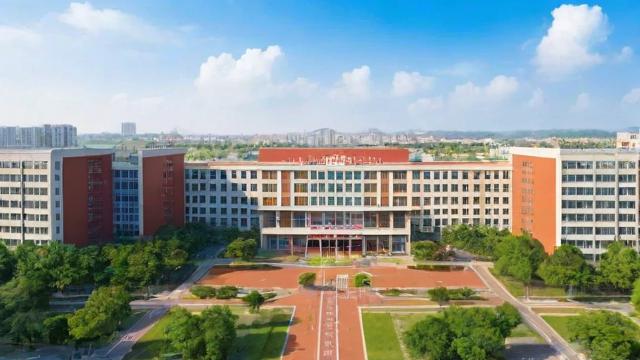 南沙区麒麟中学有哪些办学特色与教育优势?-第2张图片-益智教育网 南沙区麒麟中学有哪些办学特色与教育优势?-第2张图片-益智教育网