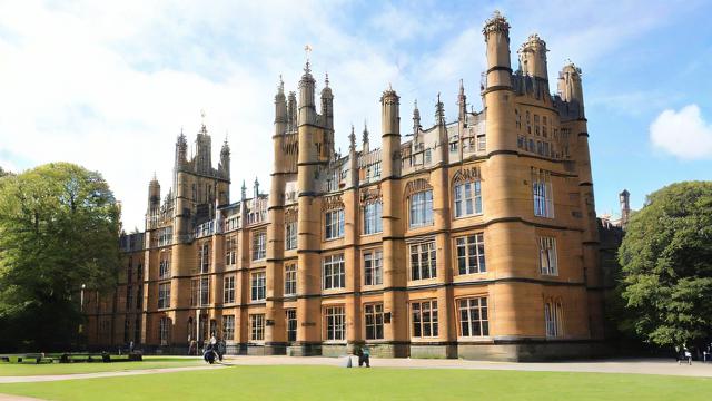 如何成功申请英国研究生课程？一份全面指南-第1张图片-益智教育网