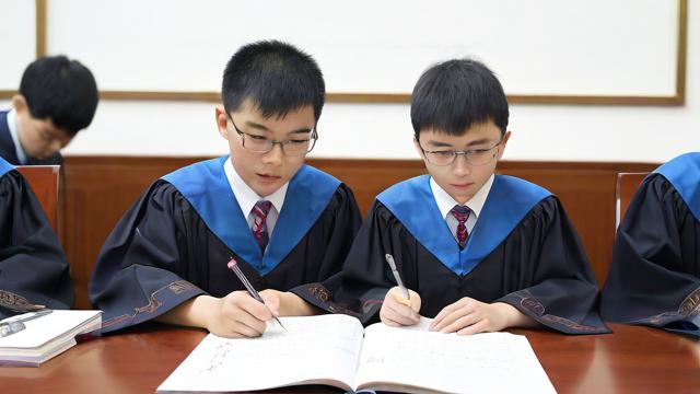 研究生论文院内评审-第2张图片-益智教育网 研究生论文院内评审-第2张图片-益智教育网
