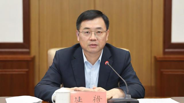 沈沛龙是如何成为一名研究生的？-第1张图片-益智教育网