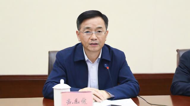 沈沛龙是如何成为一名研究生的？-第2张图片-益智教育网