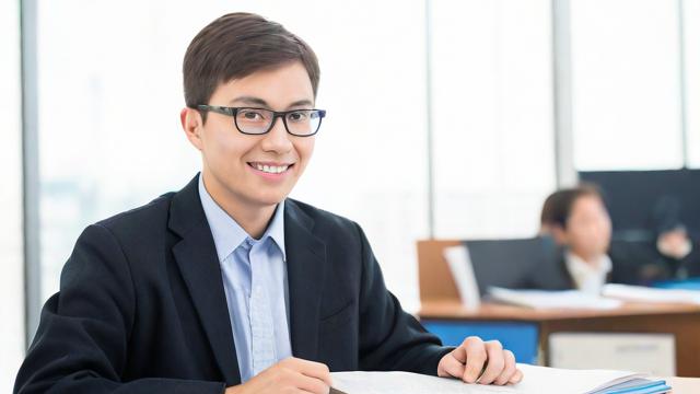 在职研究生是否值得投入,一份全面分析-第1张图片-益智教育网 在职研究生是否值得投入,一份全面分析-第1张图片-益智教育网