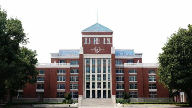 中传法学研究生培养特色与就业前景如何?-第1张图片-益智教育网 中传法学研究生培养特色与就业前景如何?-第1张图片-益智教育网