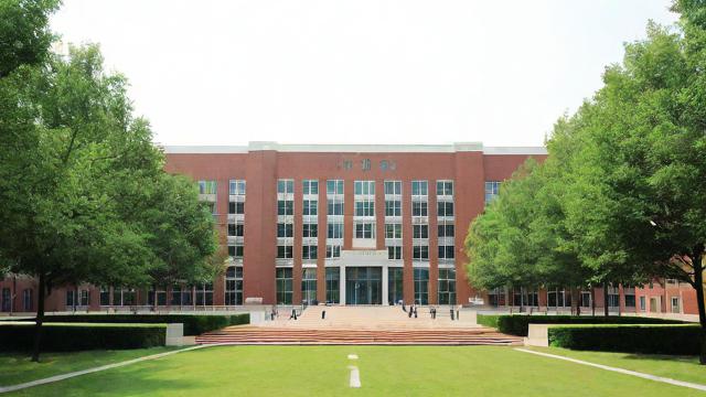 在职研究生选择渤海大学，究竟有哪些独特优势与价值？-第1张图片-益智教育网