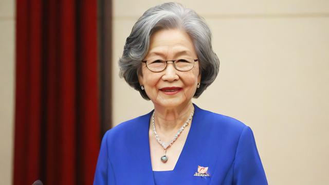 李兰娟研究生,她是如何成为医学领域的佼佼者的?-第2张图片-益智教育网 李兰娟研究生,她是如何成为医学领域的佼佼者的?-第2张图片-益智教育网