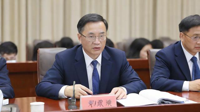研究生会竞选答辩,候选人表现如何?谁将脱颖而出?-第2张图片-益智教育网 研究生会竞选答辩,候选人表现如何?谁将脱颖而出?-第2张图片-益智教育网