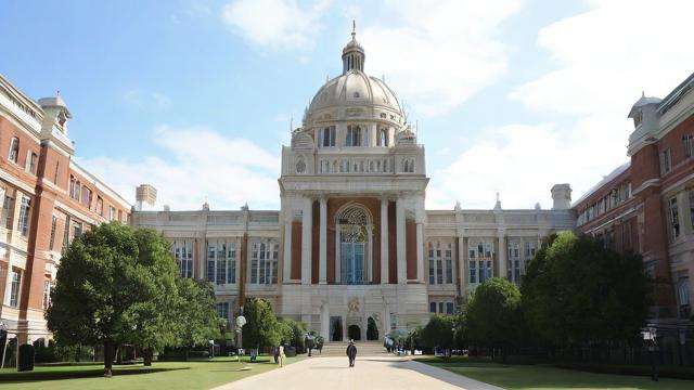 国内与海外研究生教育,哪个更适合你的未来发展?-第2张图片-益智教育网 国内与海外研究生教育,哪个更适合你的未来发展?-第2张图片-益智教育网