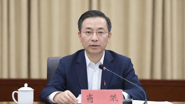 冯京研究生如何成为学术与社会贡献的双重典范?-第2张图片-益智教育网 冯京研究生如何成为学术与社会贡献的双重典范?-第2张图片-益智教育网