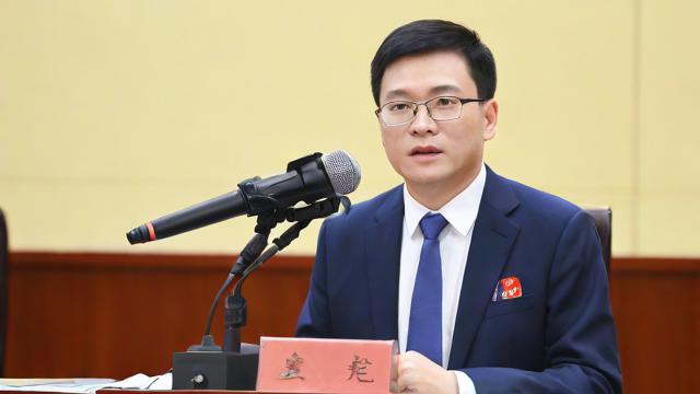 在职研究生能否选择播音主持专业?,在职研究生学播音主持,前景如何?-第1张图片-益智教育网 在职研究生能否选择播音主持专业?,在职研究生学播音主持,前景如何?-第1张图片-益智教育网
