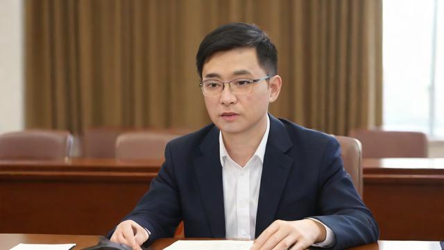 法硕研究生退学值得吗?选择与代价的深度分析-第1张图片-益智教育网 法硕研究生退学值得吗?选择与代价的深度分析-第1张图片-益智教育网