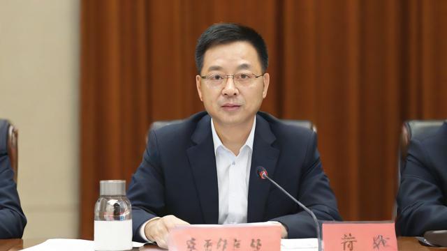 谢鹏是如何成为一名研究生的?-第1张图片-益智教育网 谢鹏是如何成为一名研究生的?-第1张图片-益智教育网