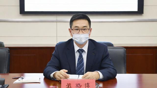 文艺风,皮研所研究生,在科研与临床间,如何寻得专业精进之路?,直白风,皮研所研究生的培养模式是怎样的,能否助力专业突破?,悬念风,皮研所研究生,他们究竟藏着哪些不为人知的科研故事?-第1张图片-益智教育网 文艺风,皮研所研究生,在科研与临床间,如何寻得专业精进之路?,直白风,皮研所研究生的培养模式是怎样的,能否助力专业突破?,悬念风,皮研所研究生,他们究竟藏着哪些不为人知的科研故事?-第1张图片-益智教育网