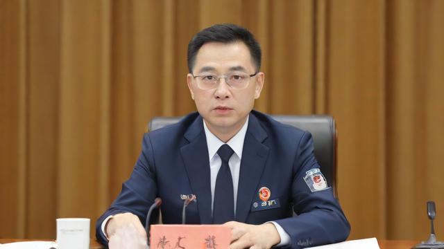 公务员法考试试题及答案,如何备考以提高通过率?-第1张图片-益智教育网 公务员法考试试题及答案,如何备考以提高通过率?-第1张图片-益智教育网