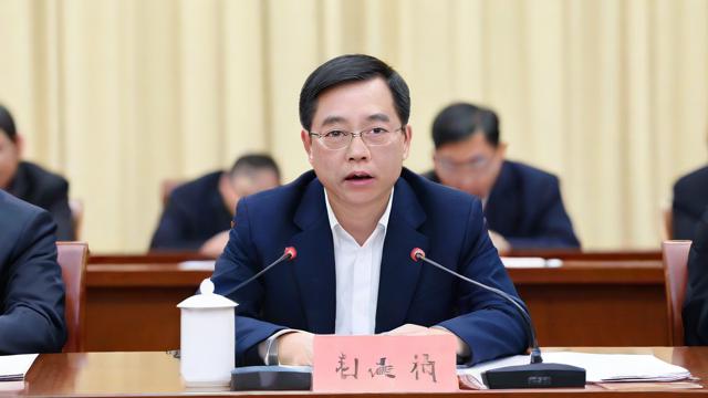 职称国考,了解其重要性和备考策略的关键问题是什么?-第1张图片-益智教育网 职称国考,了解其重要性和备考策略的关键问题是什么?-第1张图片-益智教育网