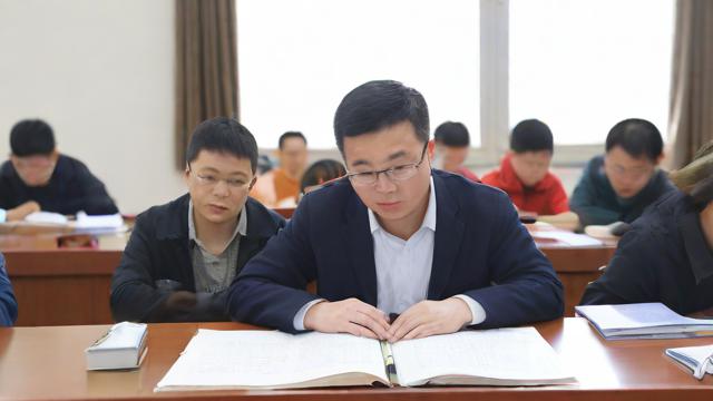 国考高分经验分享,如何有效备考以取得优异成绩?-第2张图片-益智教育网 国考高分经验分享,如何有效备考以取得优异成绩?-第2张图片-益智教育网