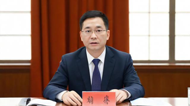 安徽公务员考试论坛qzzn上有哪些备考资料和经验分享?-第1张图片-益智教育网 安徽公务员考试论坛qzzn上有哪些备考资料和经验分享?-第1张图片-益智教育网